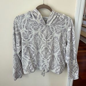 Women’s Paisley Printed Slightly Cropped American Rag Pullover Hoodie